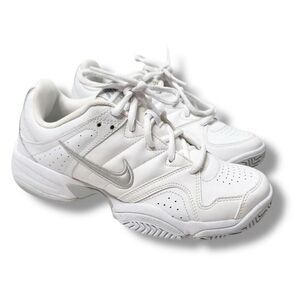 Nike City Court Perforated White Leather Sneakers Tennis Women’s Shoes Size 7